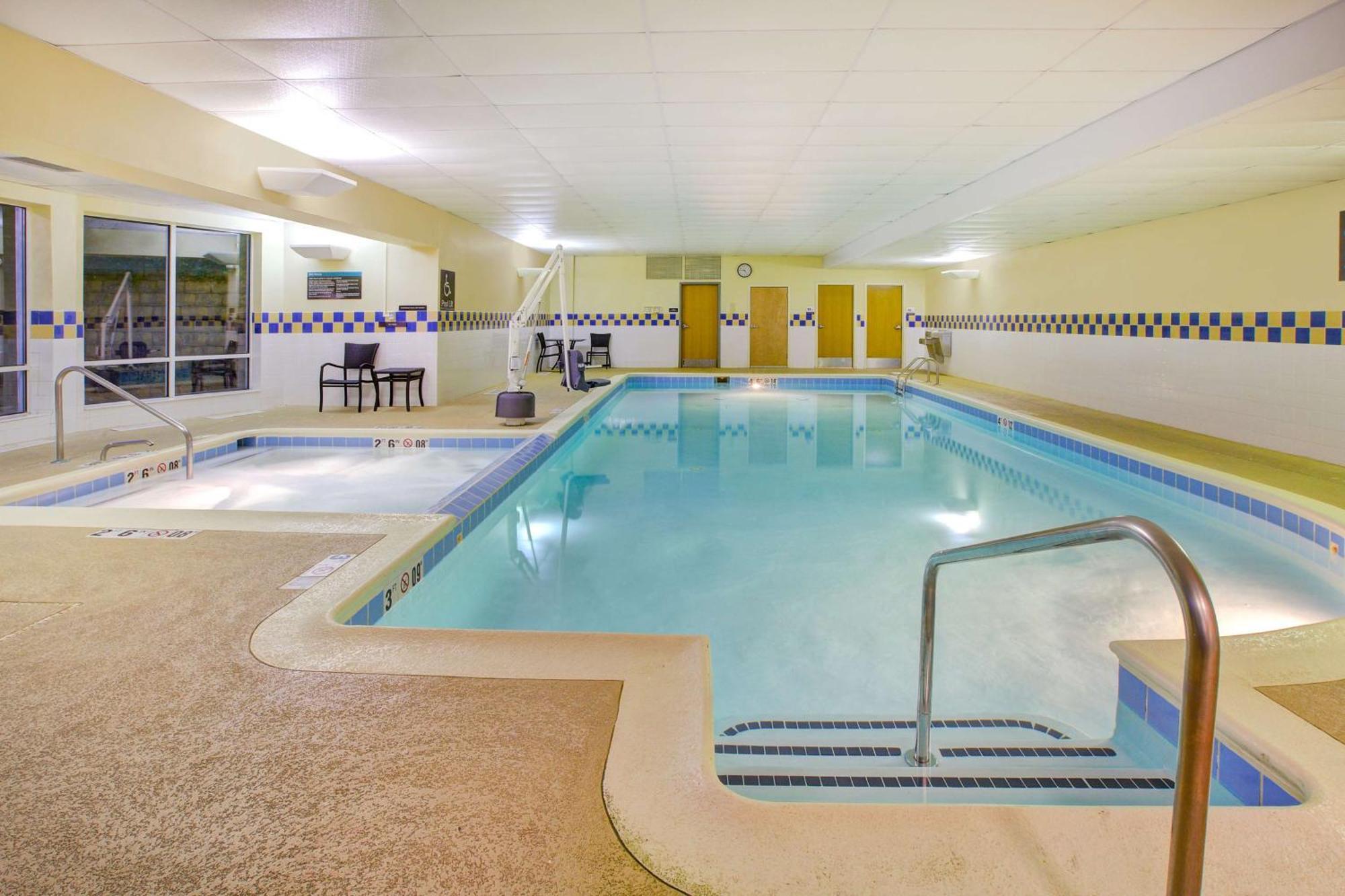 Hilton Garden Inn Chesterton Buitenkant foto